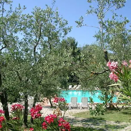 Antico Borgo Poggitazzi Hotel