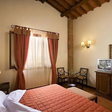 Hotel Antico Borgo Poggitazzi 3*