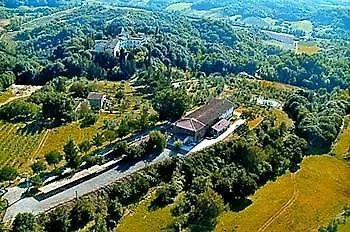 Antico Borgo Poggitazzi Hotel 3*