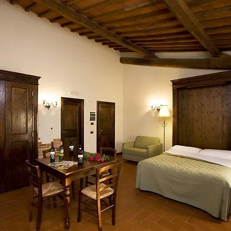 Hotel Antico Borgo Poggitazzi 3*