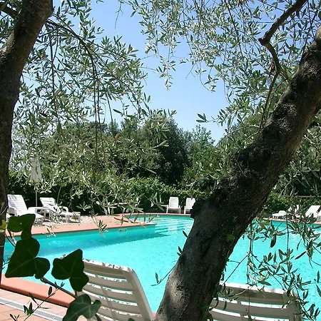 Hotel Antico Borgo Poggitazzi 3*