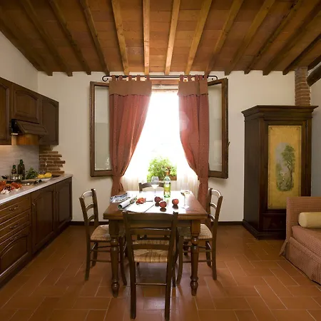 Antico Borgo Poggitazzi Hotel